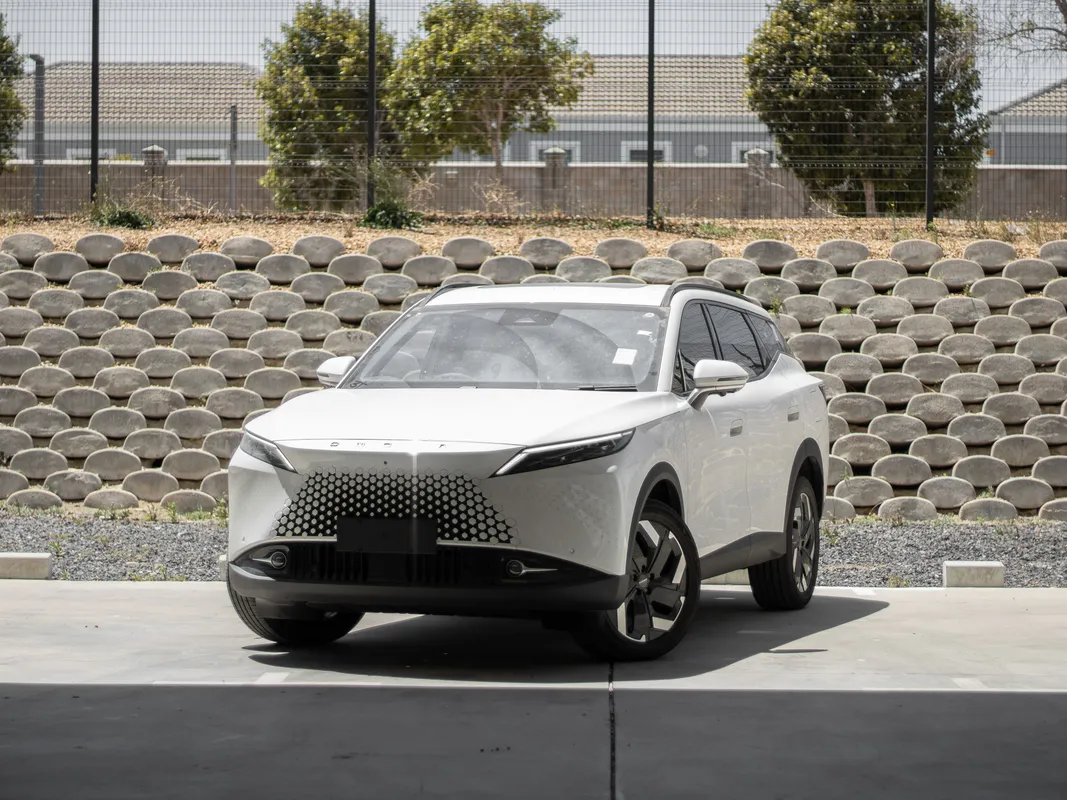 OMODA C7 1.6T Elegance