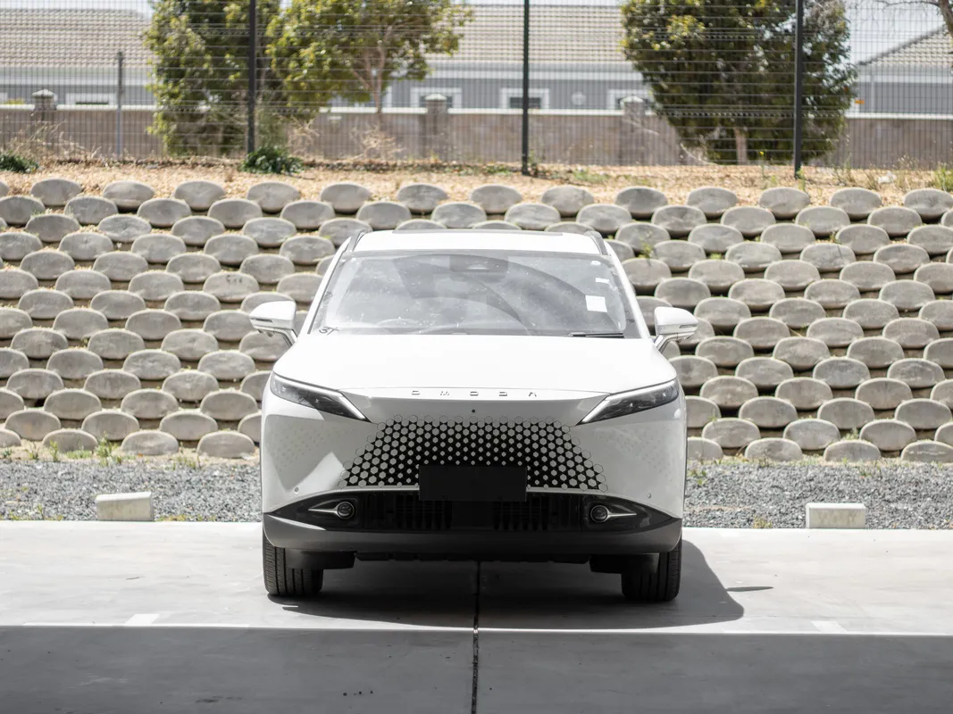 OMODA C7 1.6T Elegance - Image 2