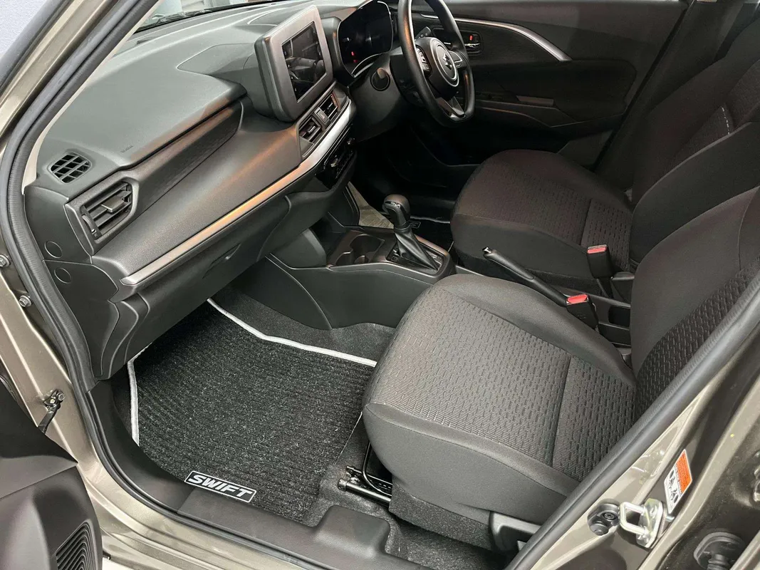 Suzuki Swift 1.2 GL+ CVT - Image 8