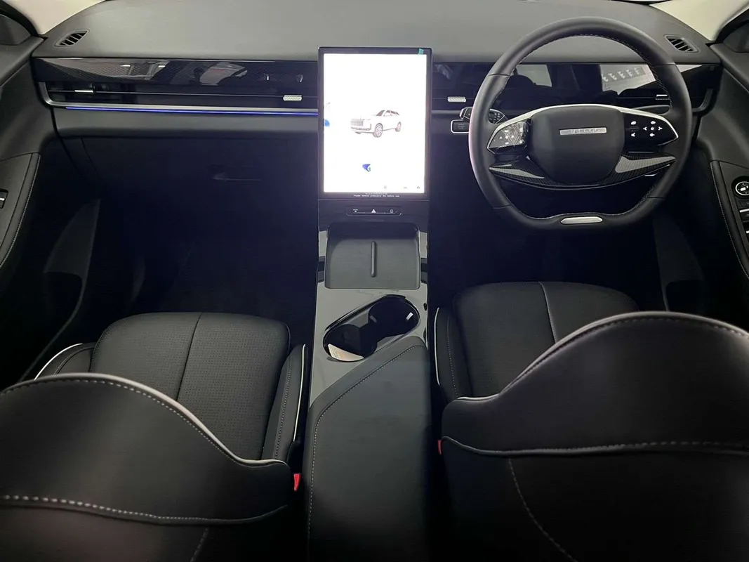 JAECOO J5 1.5T Glacier - Image 5