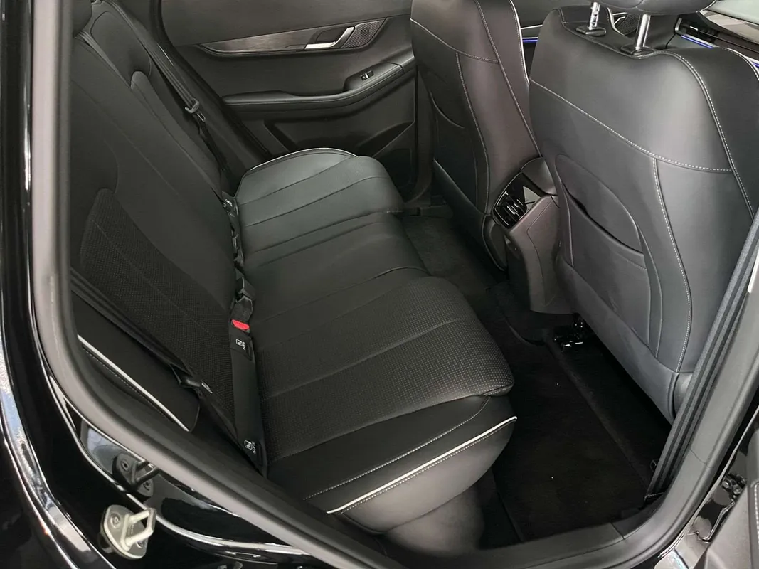 JAECOO J5 1.5T Glacier - Image 7