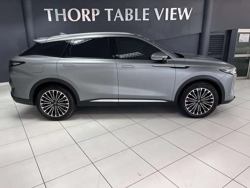 OMODA C9 1.5T AWD PHEV - Image 2