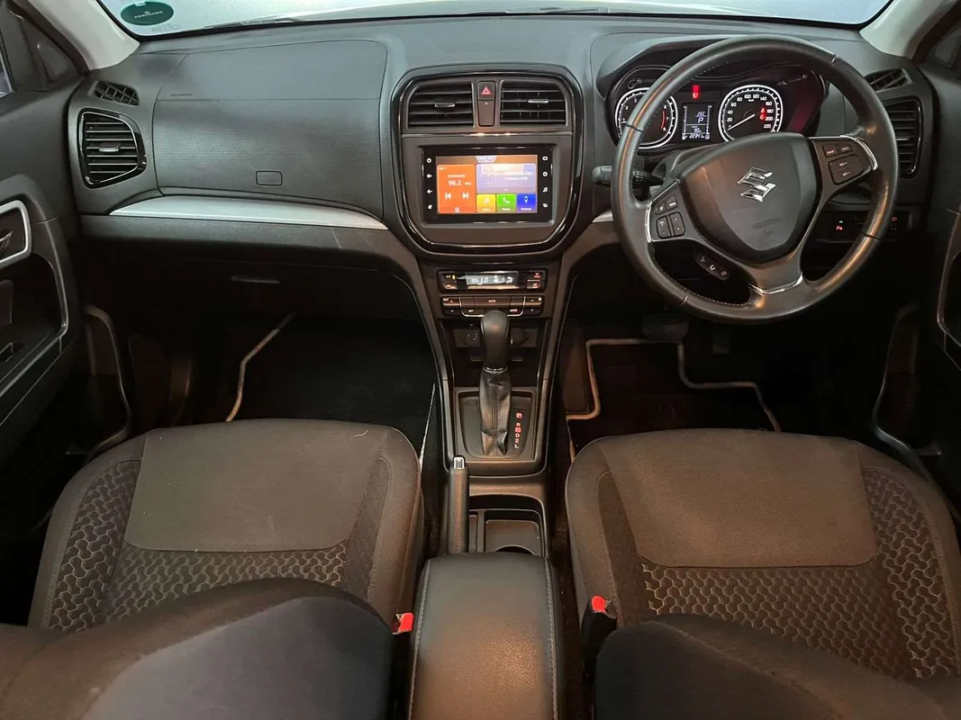 Suzuki Vitara Brezza 1.5 GLX Auto - Image 5
