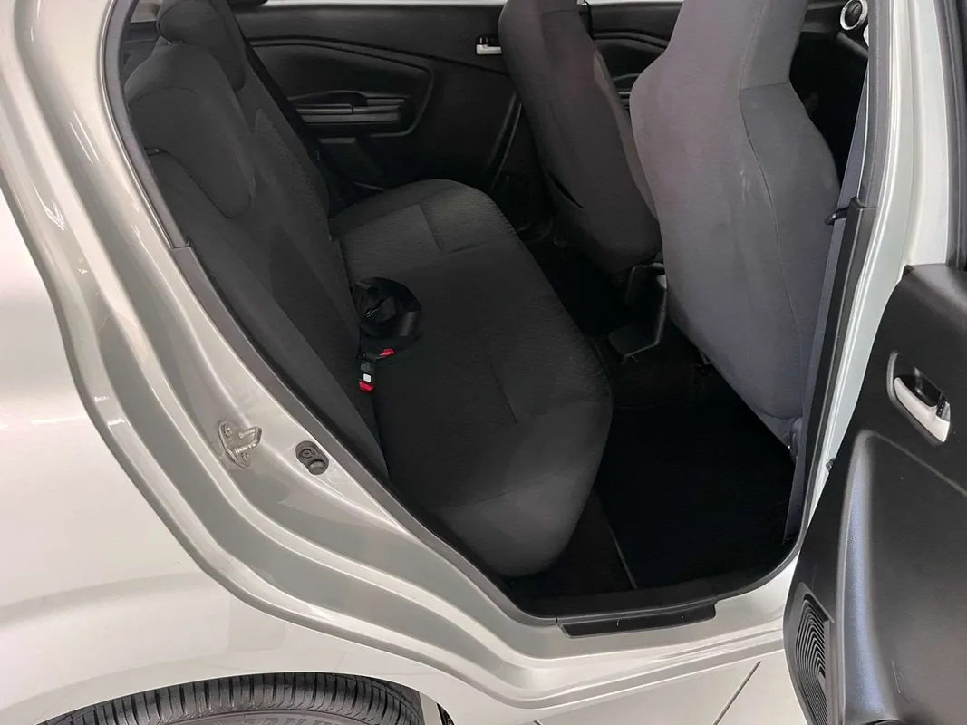 Suzuki Celerio 1.0 GL AMT - Image 8