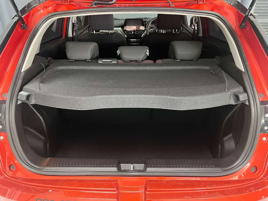 Suzuki Fronx 1.5 GLX 4-Auto - Image 8