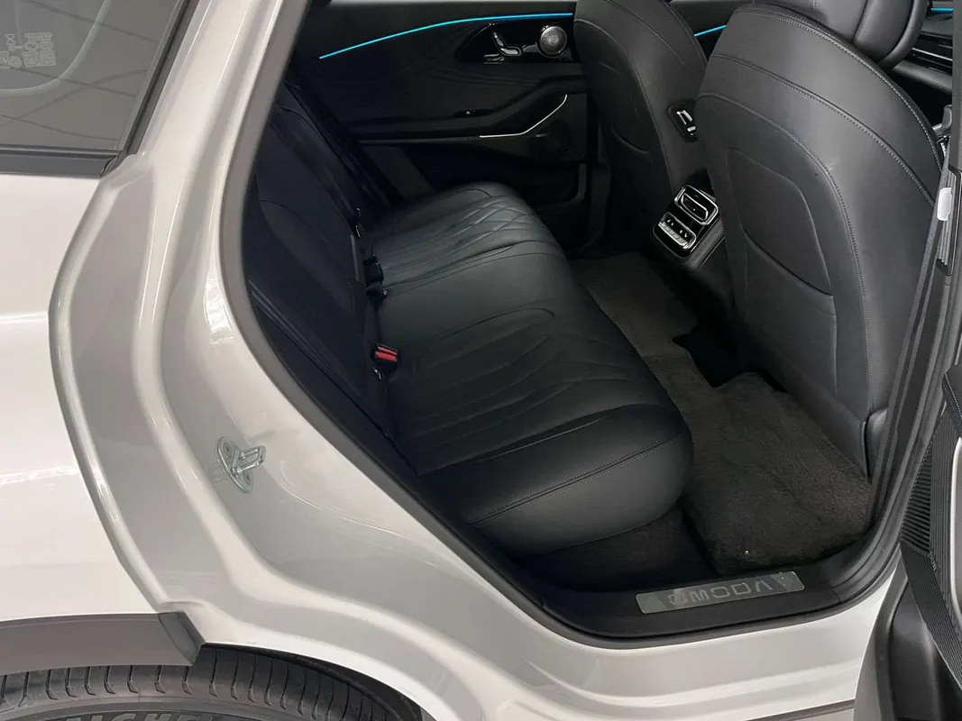 OMODA C9 2.0T Inspire - Image 6