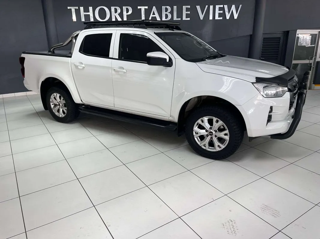 Isuzu D-MAX 1.9 Ddi HR LS Auto D/C P/U - Image 2