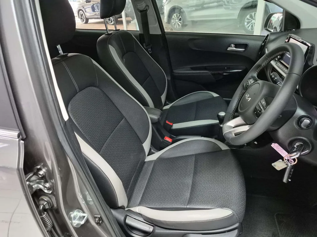 Kia Picanto 1.2 X-Line Auto - Image 9