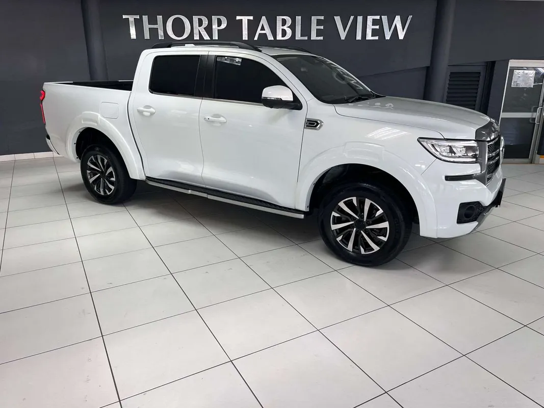 GWM P300 2.4TD LT 4X2 9AT - Image 1