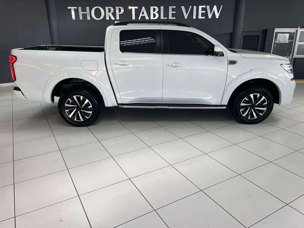 GWM P300 2.4TD LT 4X2 9AT - Image 3