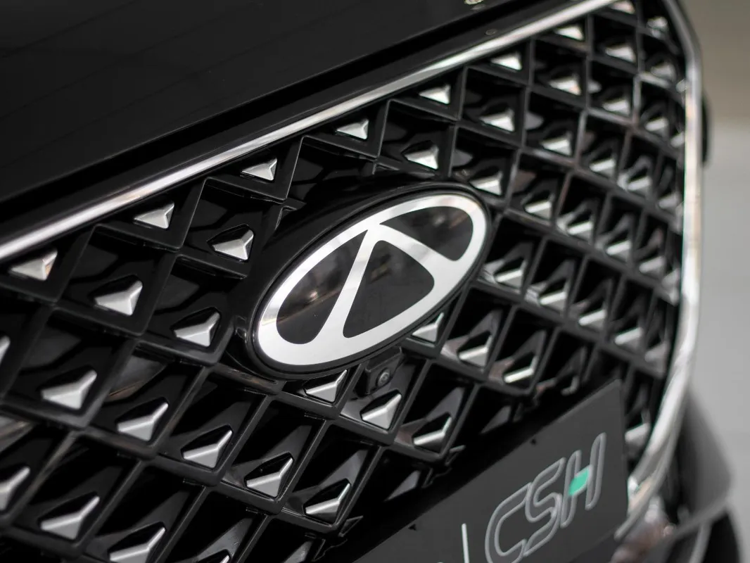 Chery Tiggo 8 1.5T CSH Apex DHT (PHEV) - Image 17