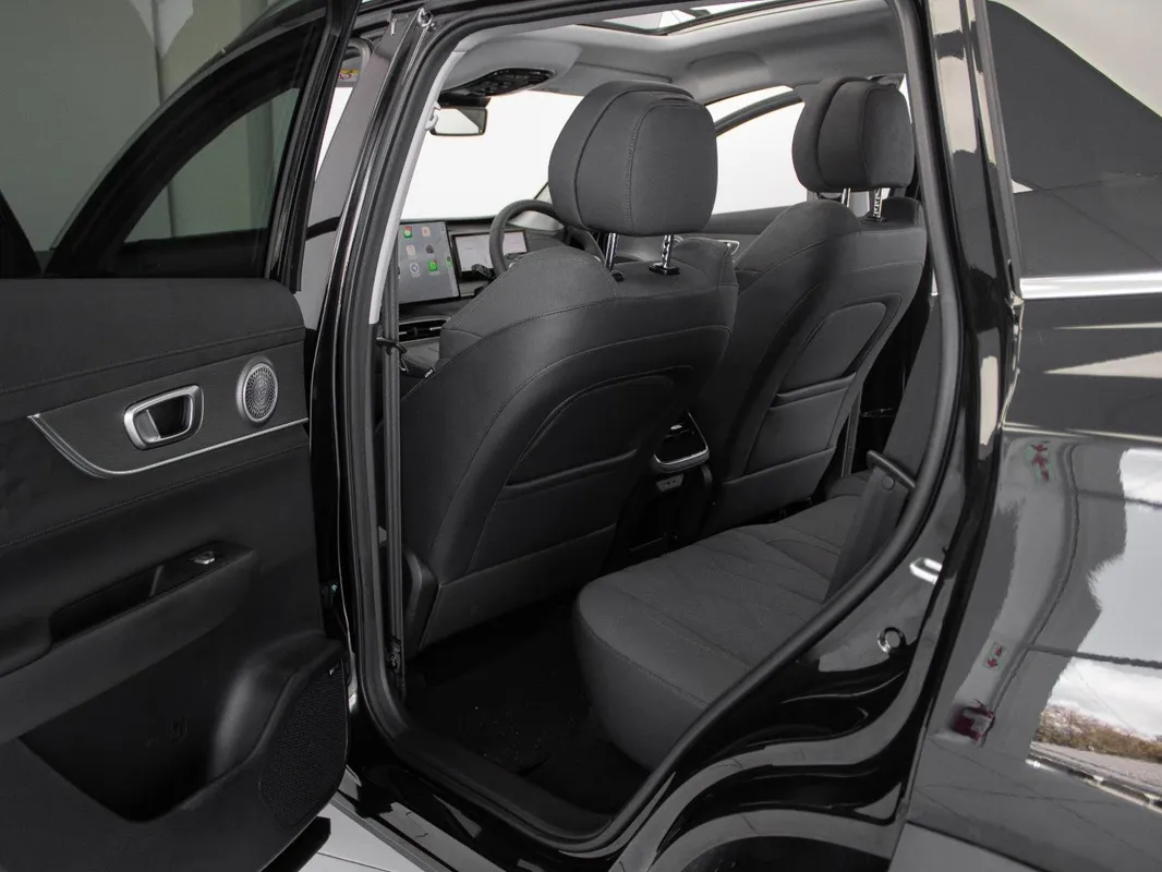 Chery Tiggo 8 1.5T CSH Apex DHT (PHEV) - Image 25