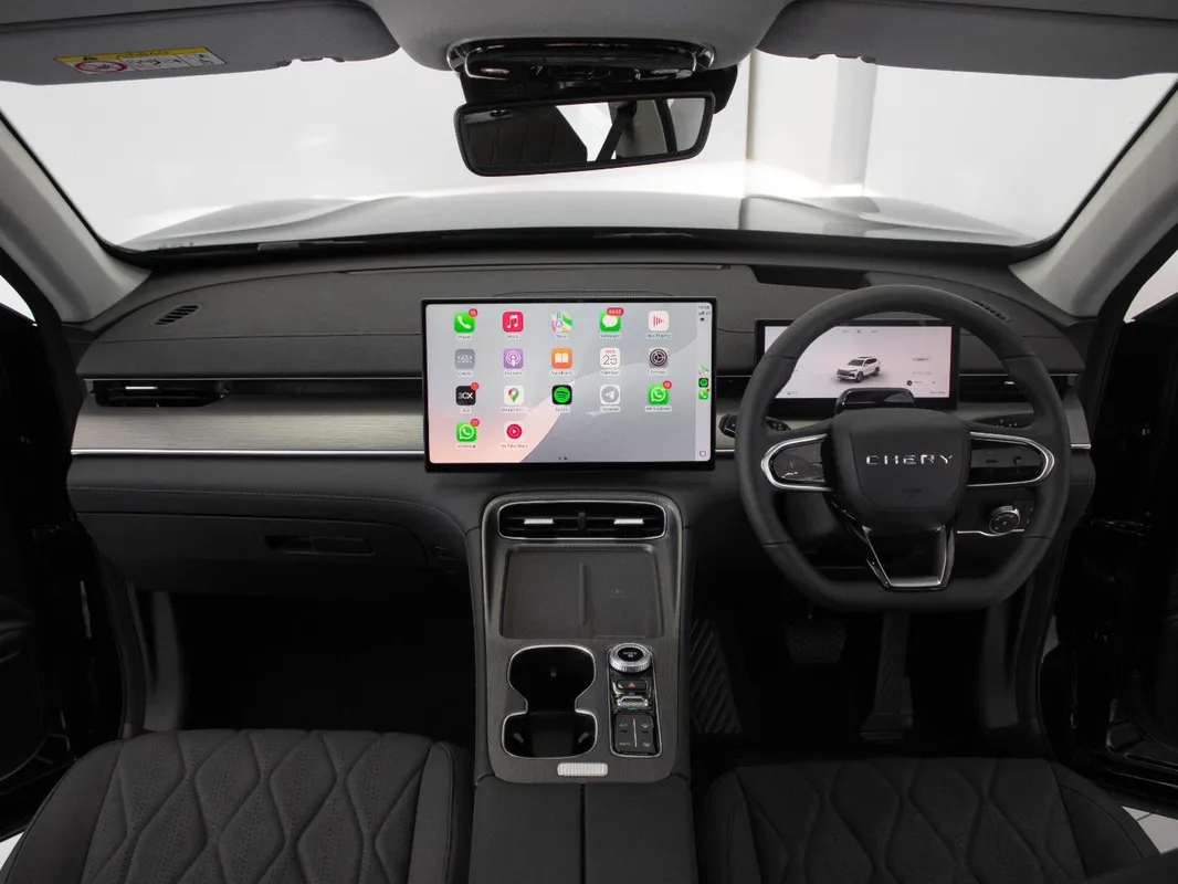 Chery Tiggo 8 1.5T CSH Apex DHT (PHEV) - Image 8