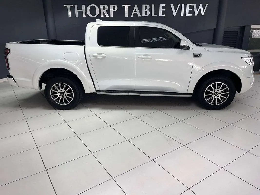 GWM P-Series PV 2.0TD LS Black Edition Auto D/C P/U - Image 3