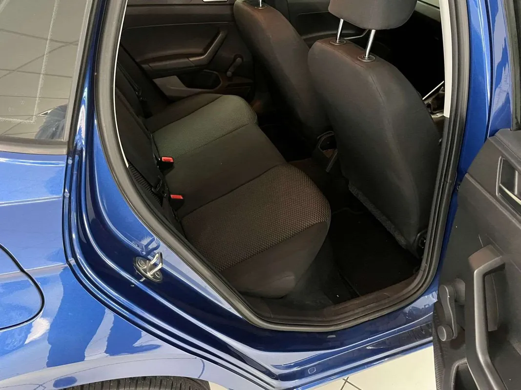 Volkswagen Polo hatch 1.0TSI Trendline - Image 7