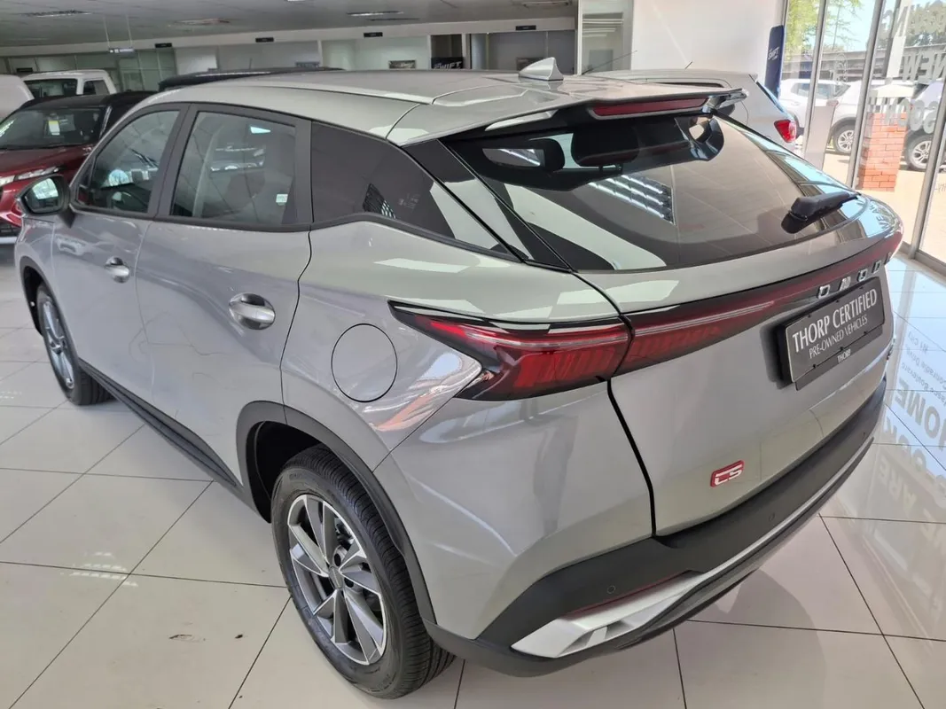 OMODA C5 1.5T Street + - Image 10