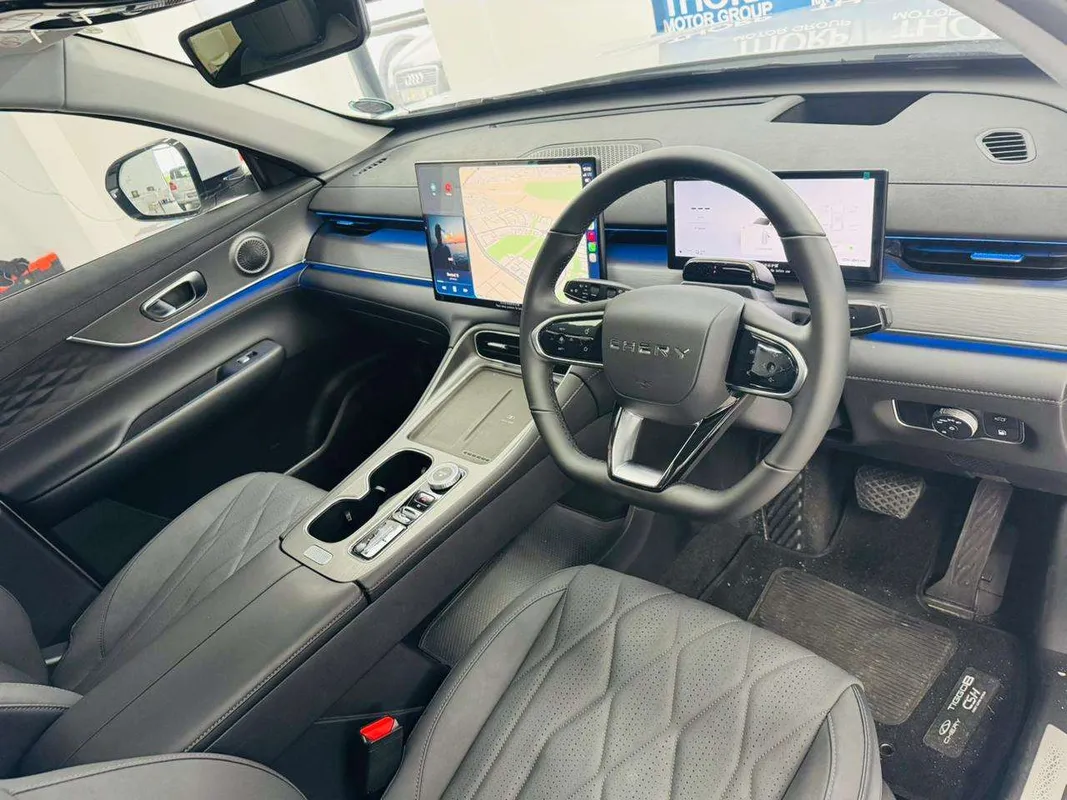Chery Tiggo 8 1.5T CSH Apex DHT (PHEV) - Image 8