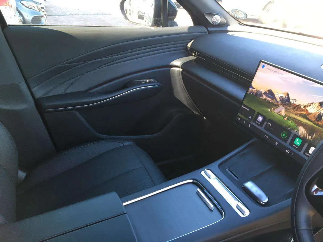 OMODA C7 1.5T SHS PHEV - Image 7