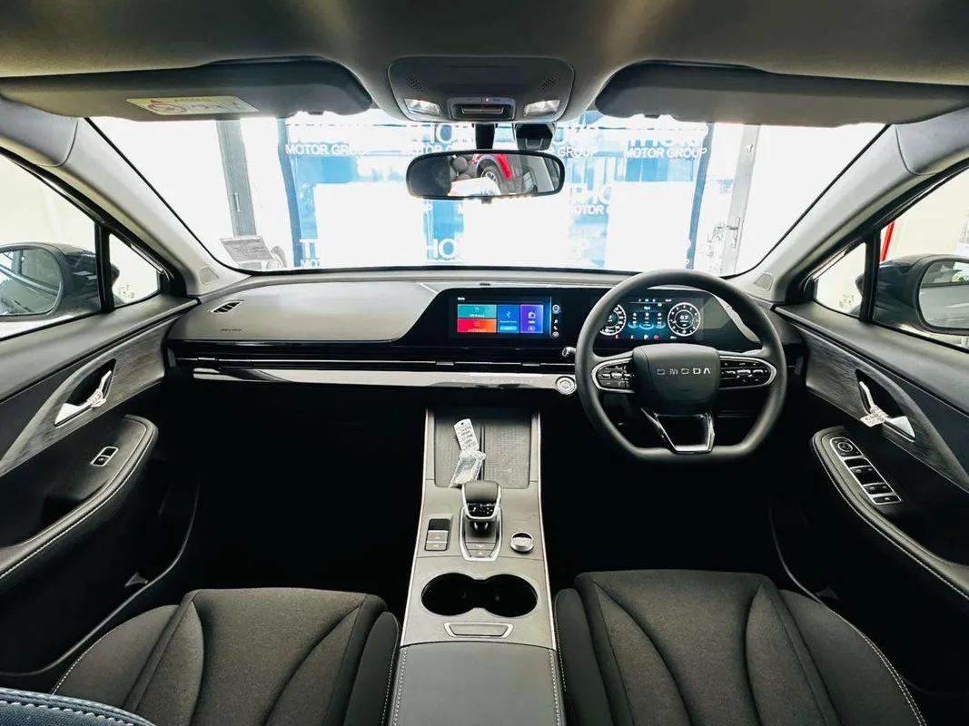 OMODA C5 1.5T Street + - Image 9