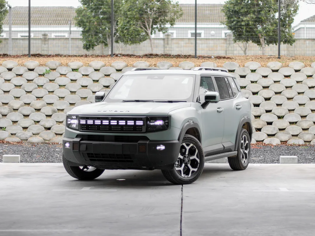 Jetour T1 i-DM 1.5T (PHEV)