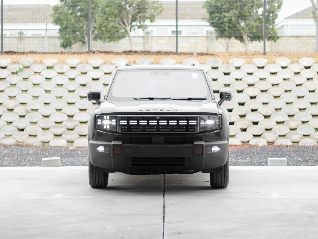 Jetour T1 i-DM 1.5T (PHEV) - Image 2
