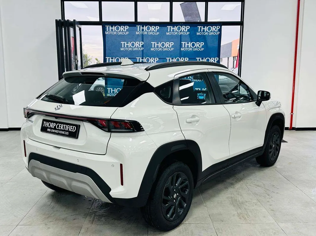 Suzuki Fronx 1.5 GL 5MT - Image 4