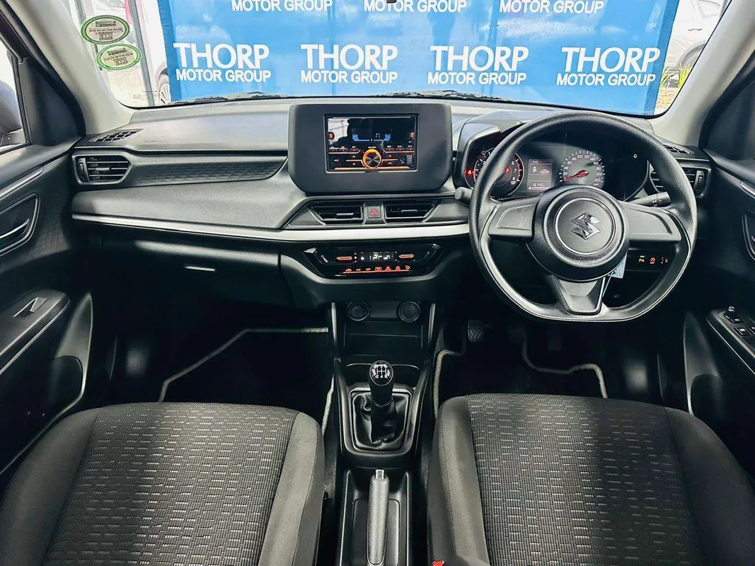 Suzuki Swift 1.2 GL MT - Image 8