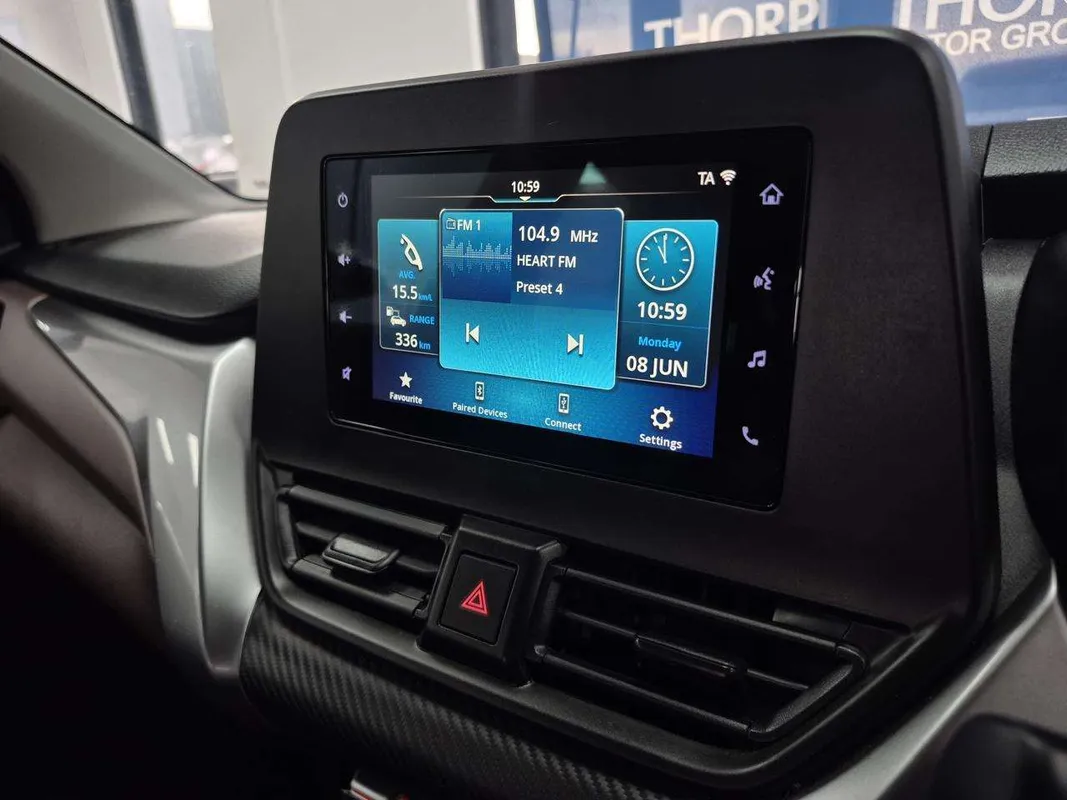 Suzuki Fronx 1.5 GL 5MT - Image 12