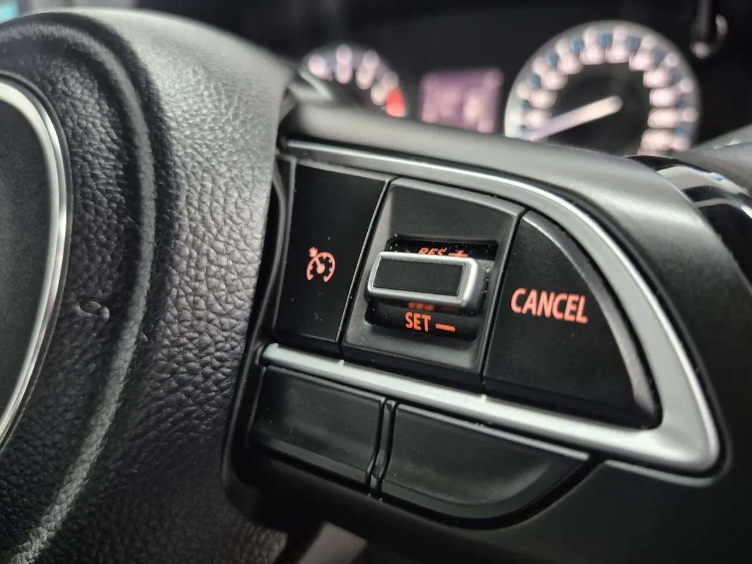 Suzuki Fronx 1.5 GL 5MT - Image 13