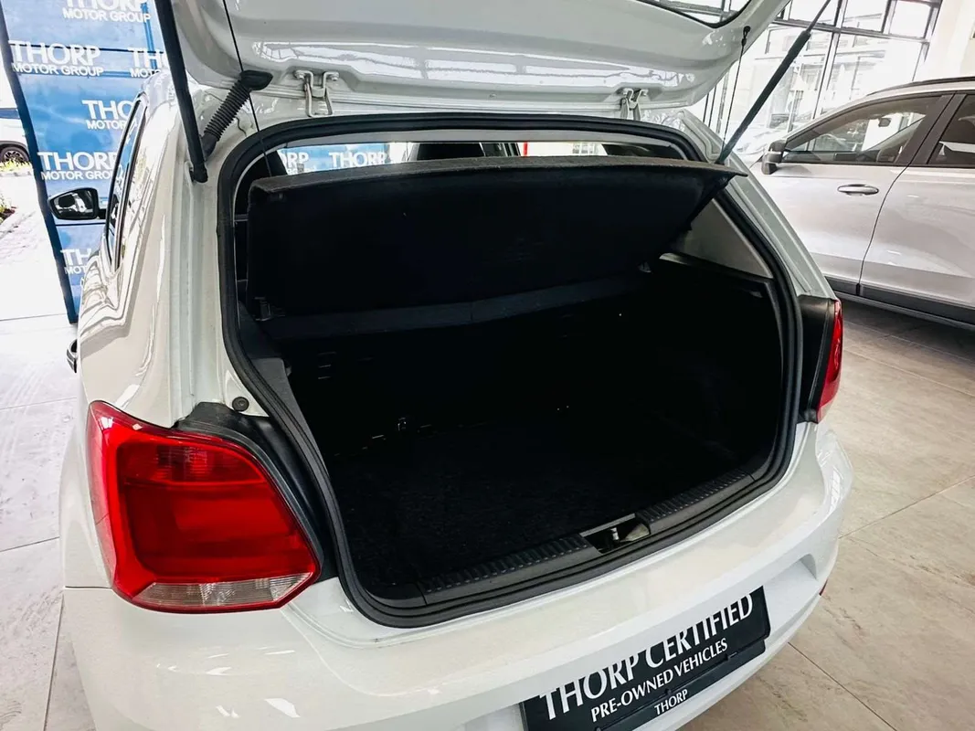 Volkswagen Polo Vivo hatch 1.4 Trendline - Image 7