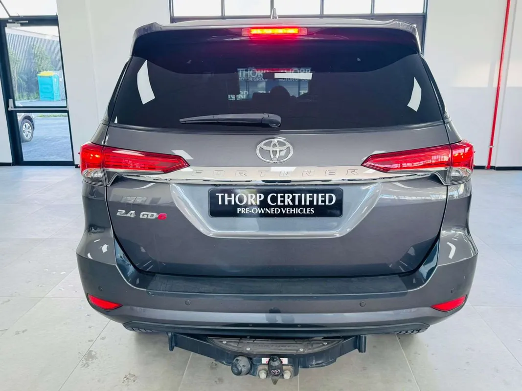 Toyota Fortuner 2.4GD-6 R/B A/T - Image 5
