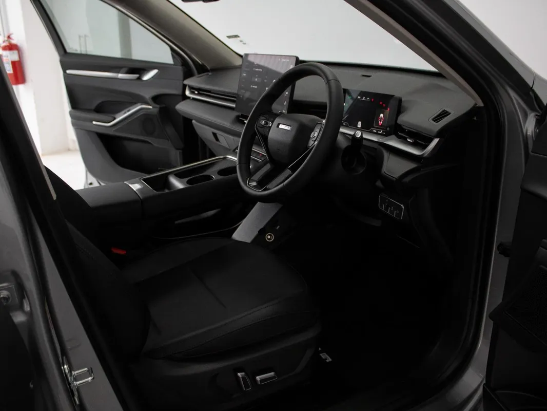 Haval H6 1.5T DHT Ultra Luxury 2WD PHEV - Image 7
