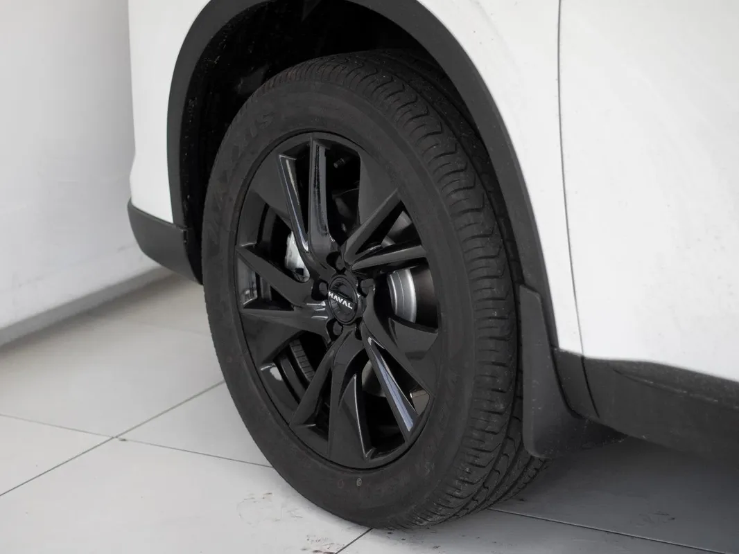 Haval H6 1.5T DHT Ultra Luxury 2WD PHEV - Image 8