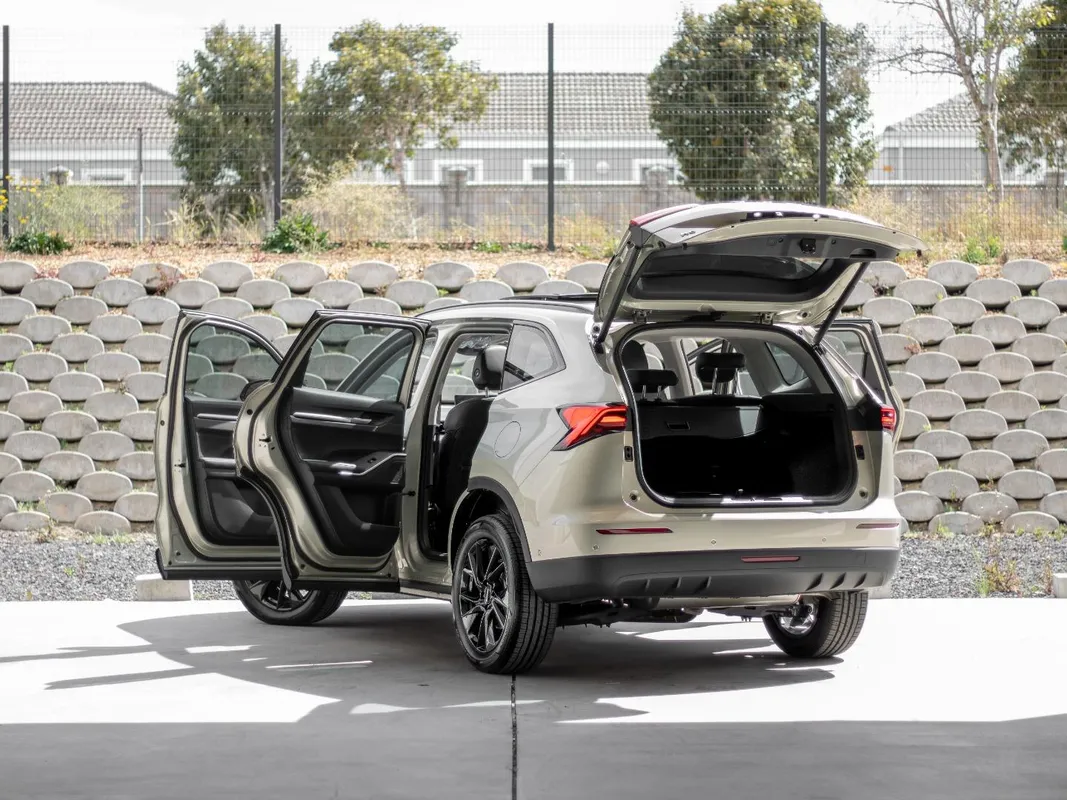 Haval H6 1.5T DHT Ultra Luxury (Hi-4) 4WD PHEV - Image 6