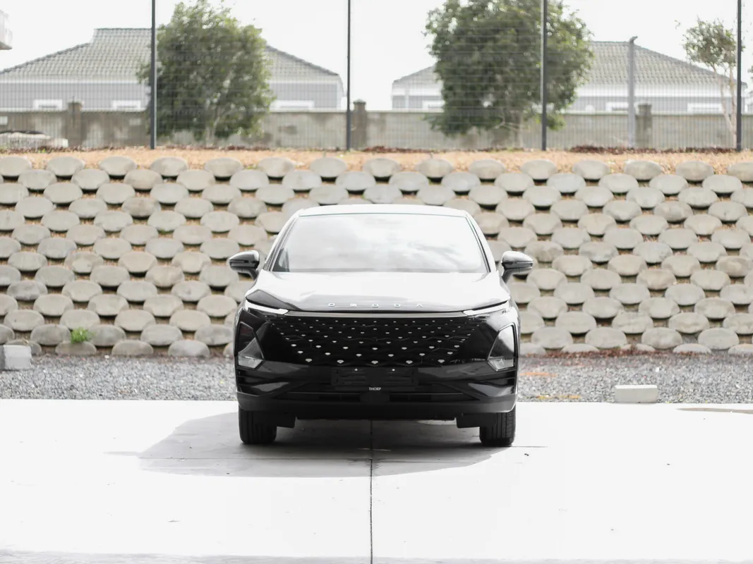 OMODA C5 1.5T Street + - Image 2