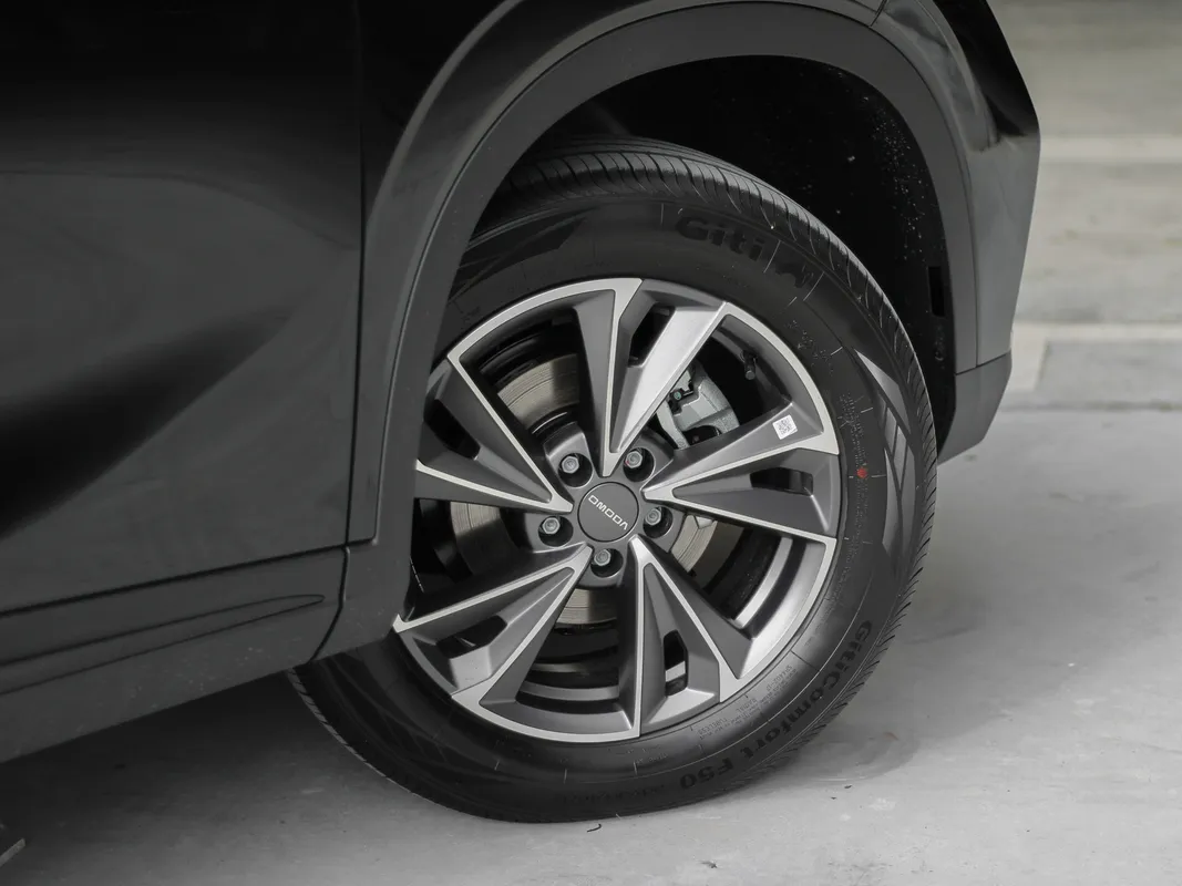 OMODA C5 1.5T Street + - Image 5