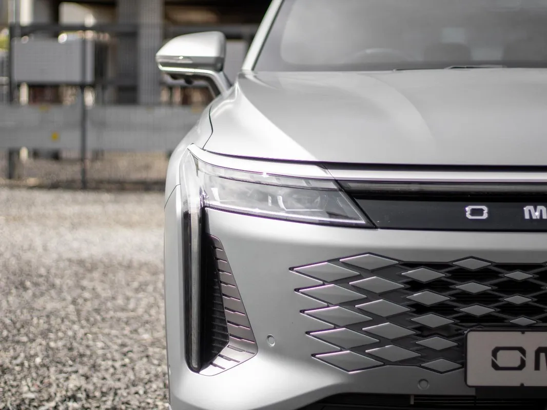 OMODA C9 2.0T Inspire - Image 5