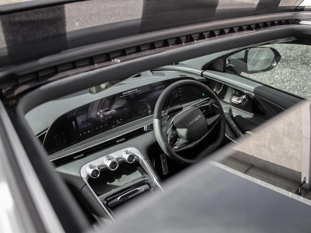 OMODA C9 2.0T Inspire - Image 6