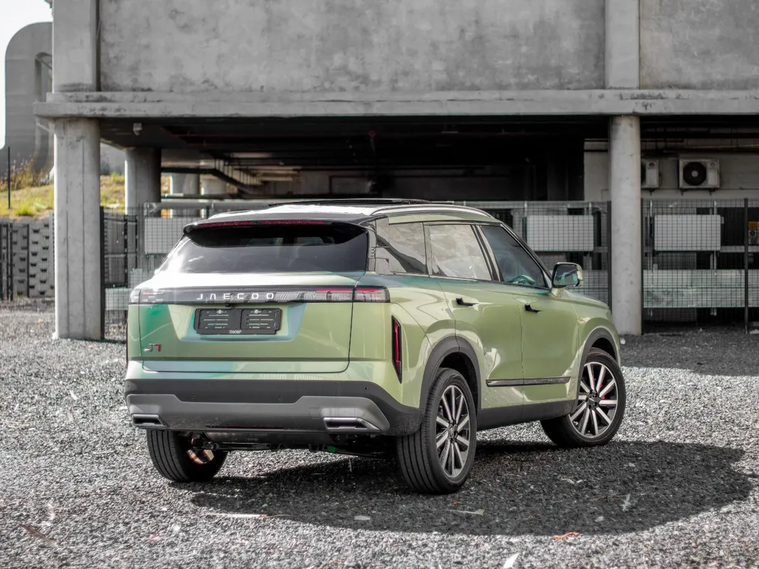 JAECOO J7 1.6T Inferno AWD - Image 7