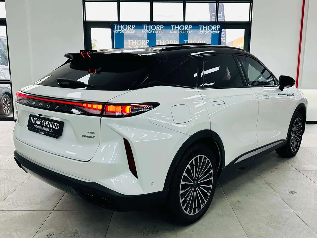 OMODA C9 1.5T AWD PHEV - Image 36
