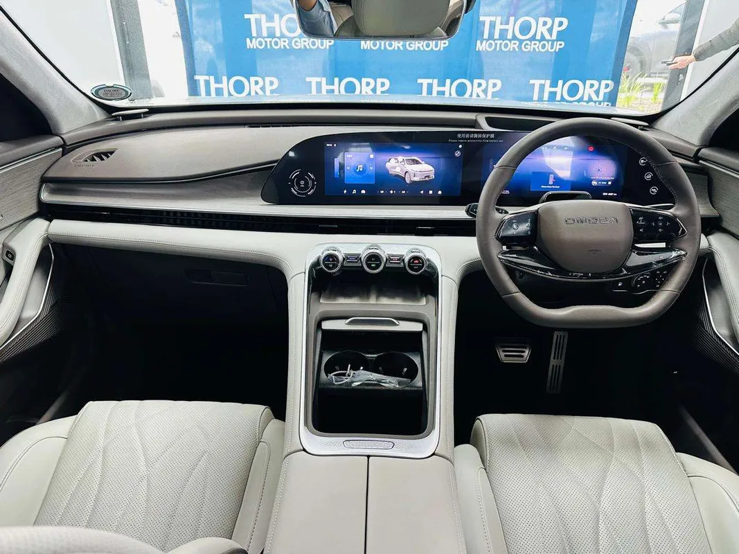 OMODA C9 1.5T AWD PHEV - Image 44