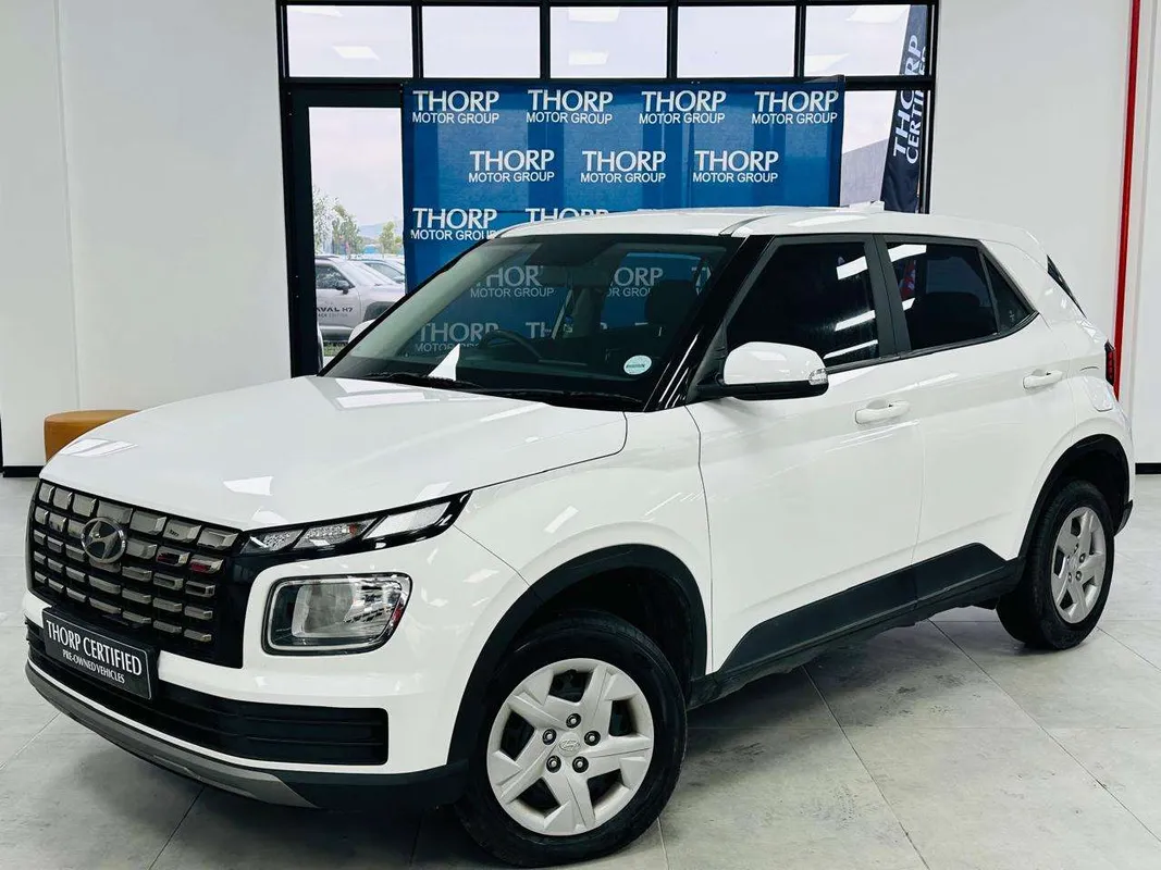 Hyundai Venue 1.2 Premium M/T - Image 3