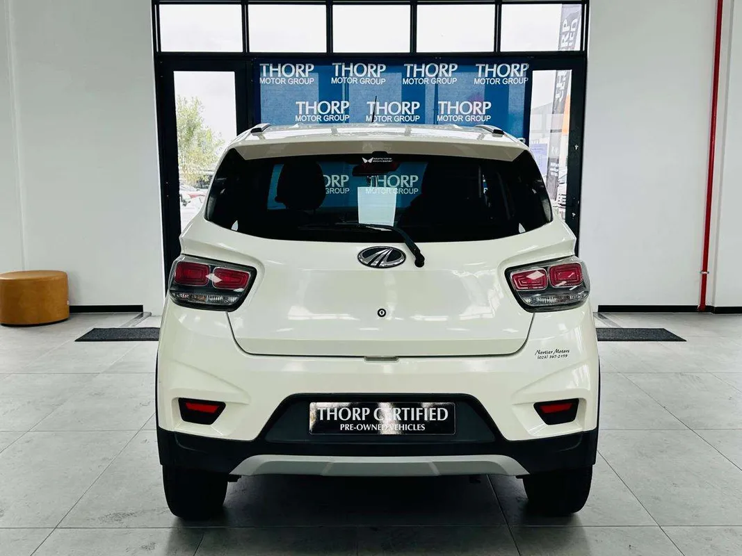 Mahindra KUV100 Nxt K6+ mFalcon Petrol 1.2 - Image 6