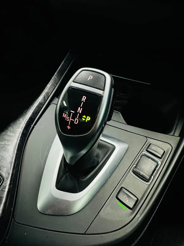 BMW M235i coupe auto - Image 12