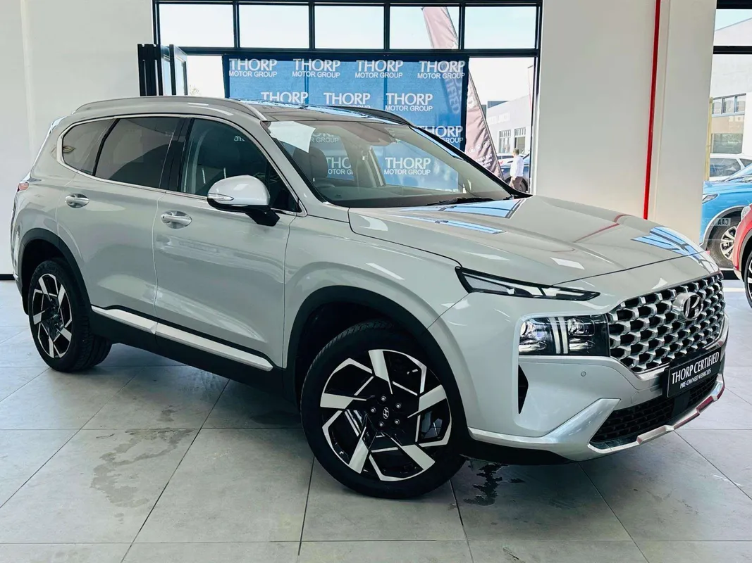Hyundai Santa-Fe R2.2 AWD Elite DCT (7 Seater) - Image 1