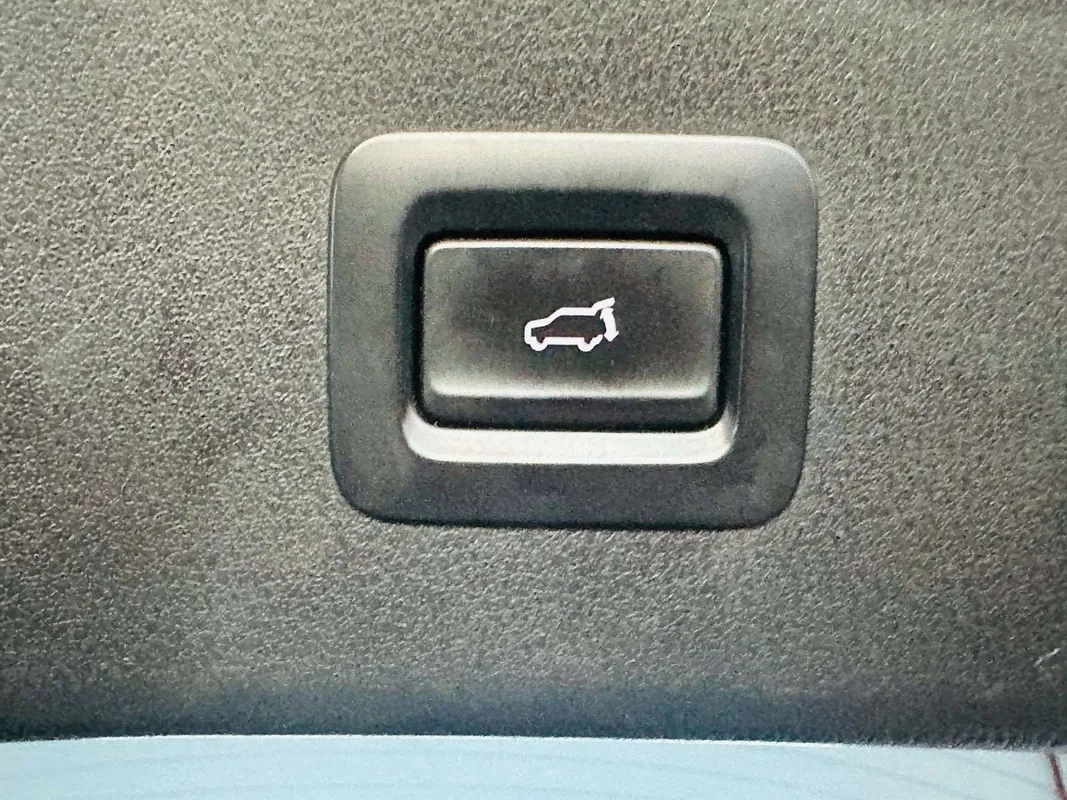 Mazda CX-5 2.0 Carbon Edition Auto FWD - Image 11