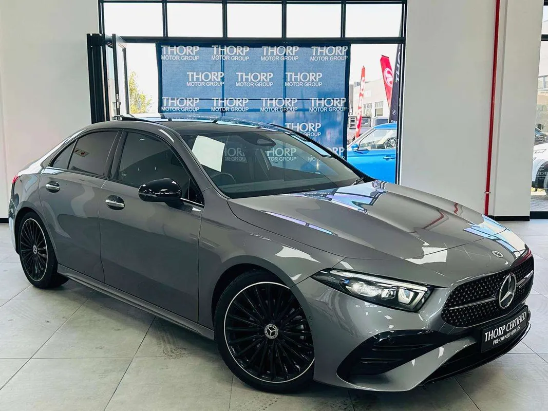MERCEDES-BENZ A200 PROGRESSIVE (4DR)