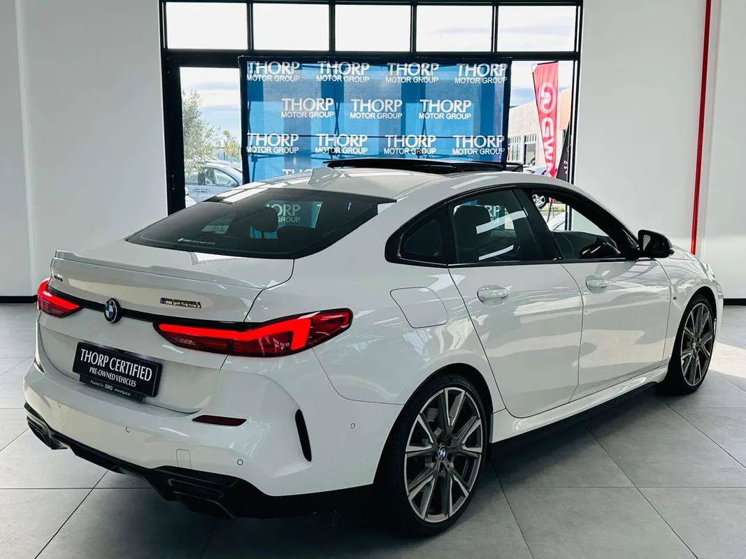 BMW M235i xDRIVE GRAN COUPE A/T (F44) - Image 9
