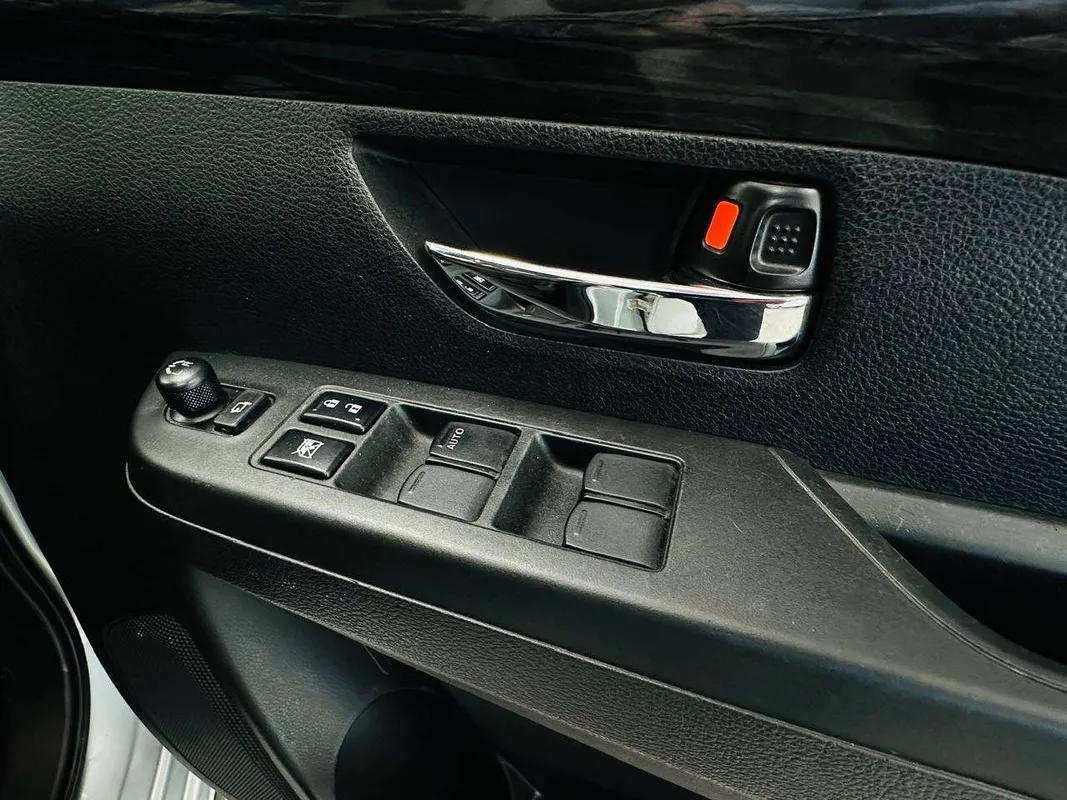 Suzuki XL6 1.5 GL 5MT - Image 12