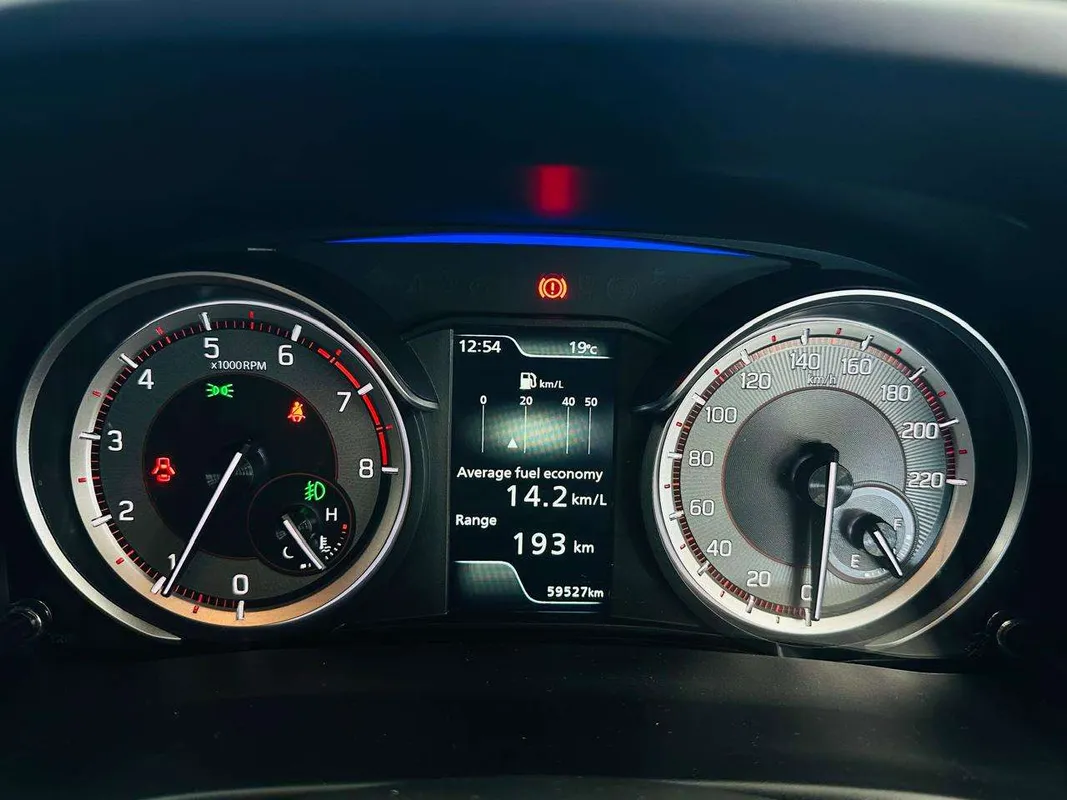 Suzuki XL6 1.5 GL 5MT - Image 14